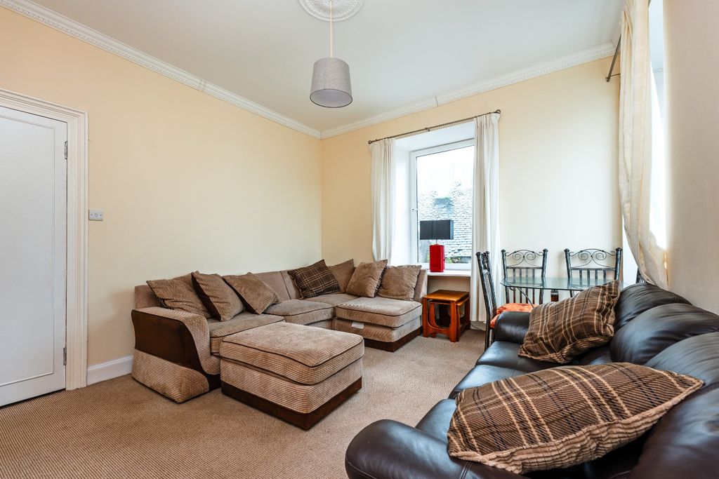 Additional image 5 of 3 bed flat for saleMain Street, Argyll And Bute, Campbeltown PA28