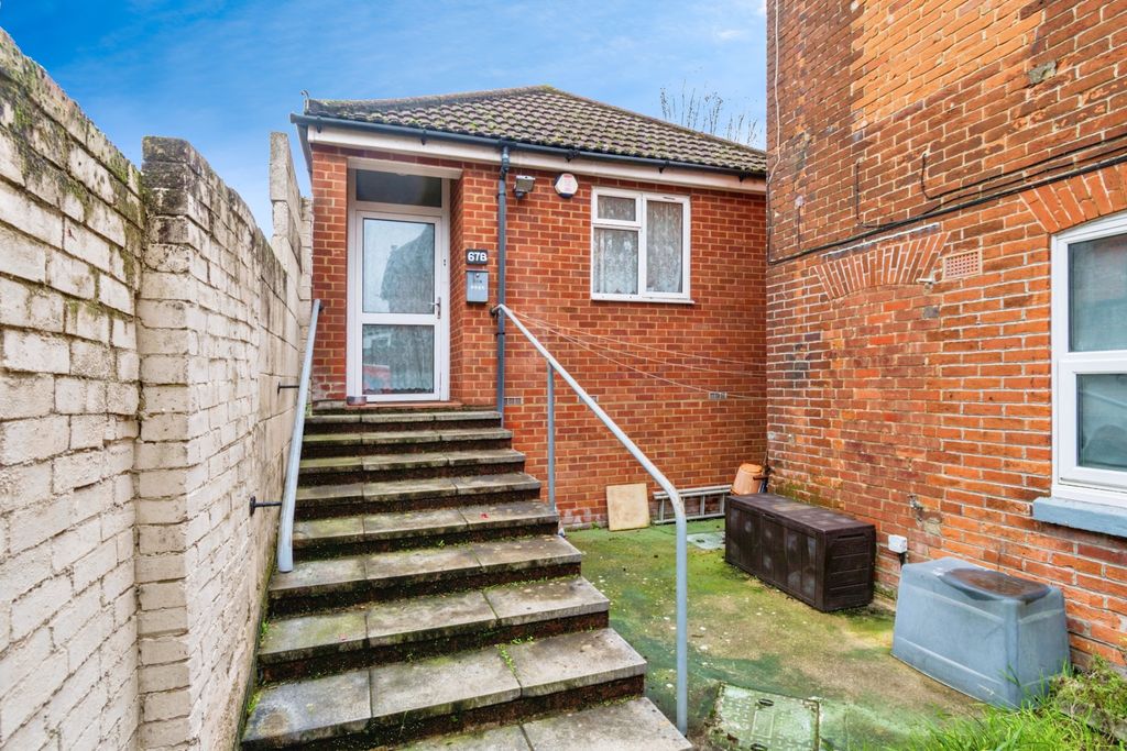Property photo 1 of 22