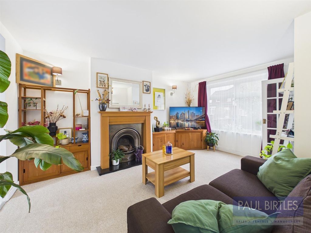 Property photo 3 of 23 Cam01301G0-Pr0721-Still015.Jpg