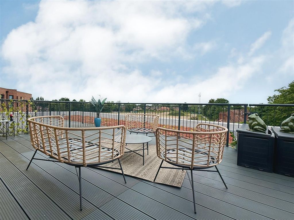 Property photo 3 of 11 Citygate 1.Jpg