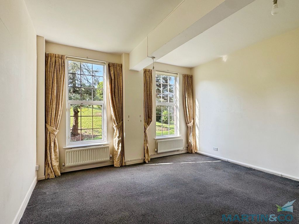 Property photo 3 of 8 A6F17d1A--4A14-9D16-6Ca32Ad3CC94-61931-0000225176D