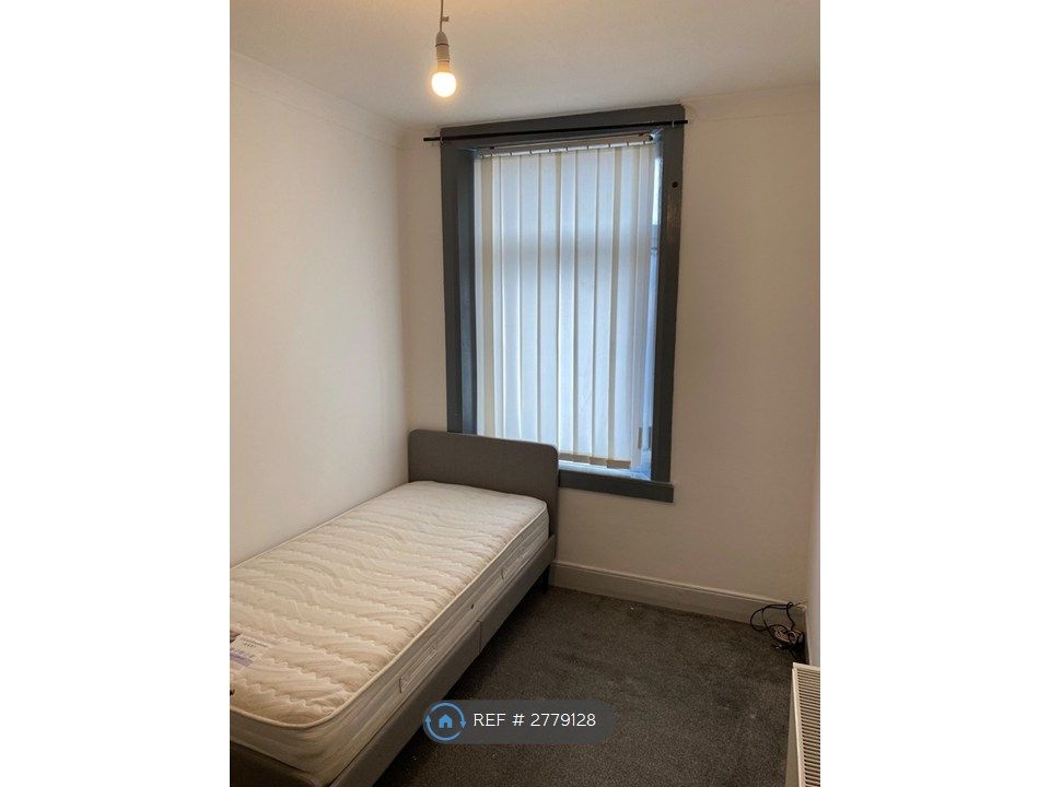 Property photo 1 of 3