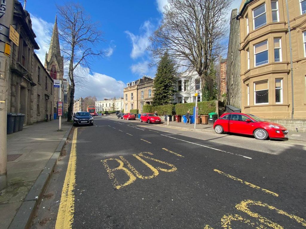 Property photo 2 of 11 External