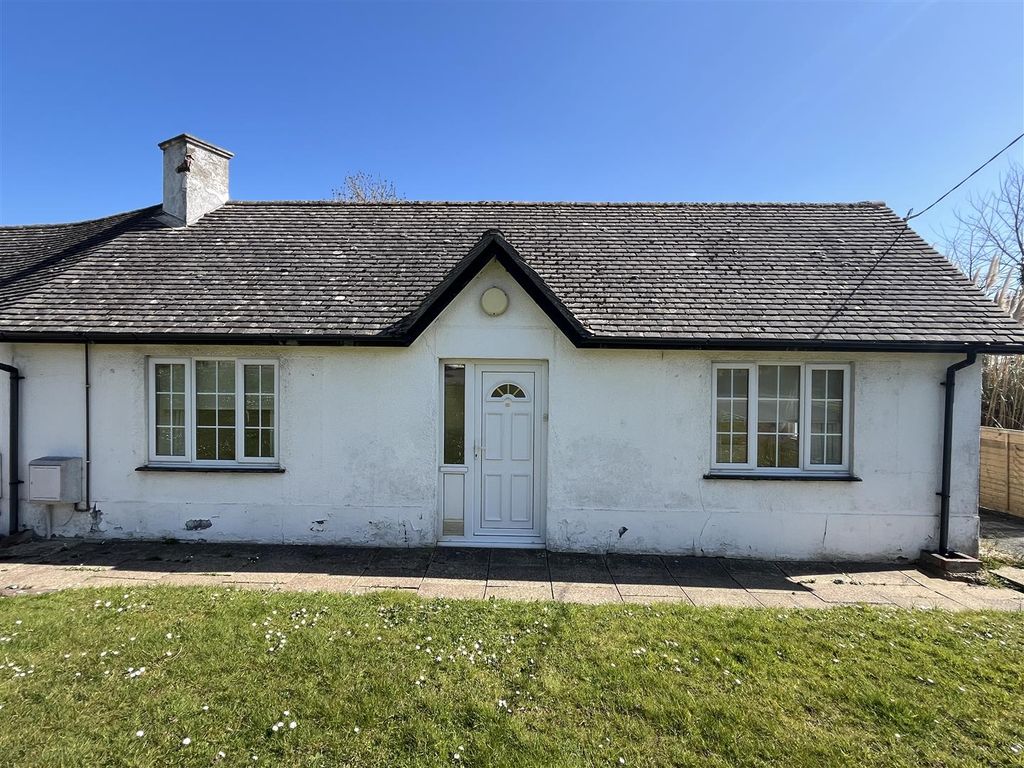 Property photo 1 of 8 Front Elevation