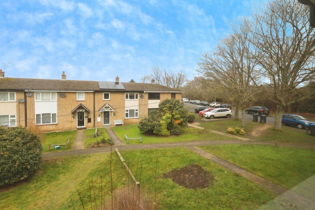 Property photo 2 of 13