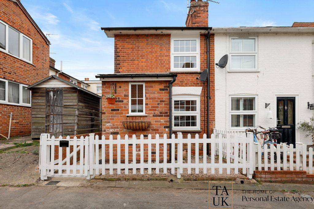 Property photo 1 of 17