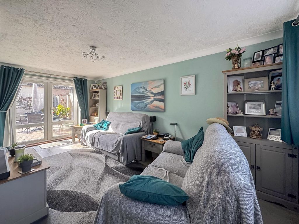Property photo 3 of 14 2.Jpg
