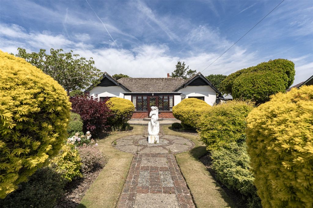 Property photo 1 of 25 Picture No. 03