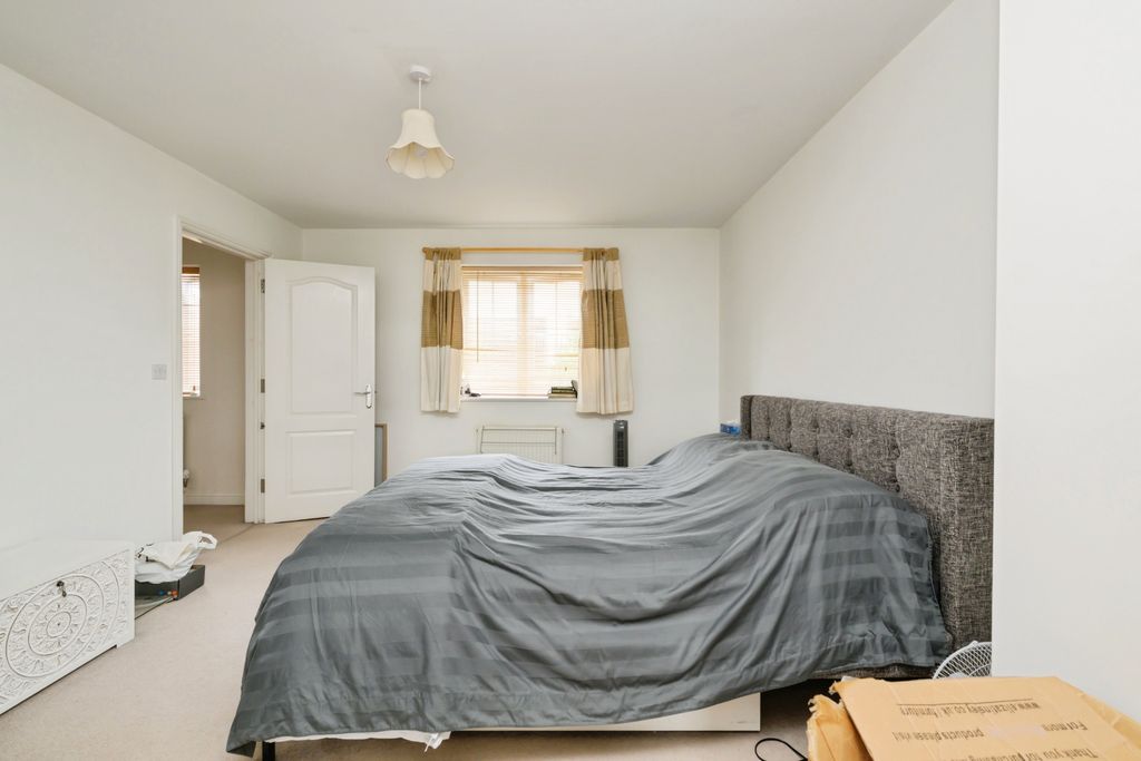 Additional image 10 of 5 bed detached house for salePonsonby Drive, Peterborough PE2