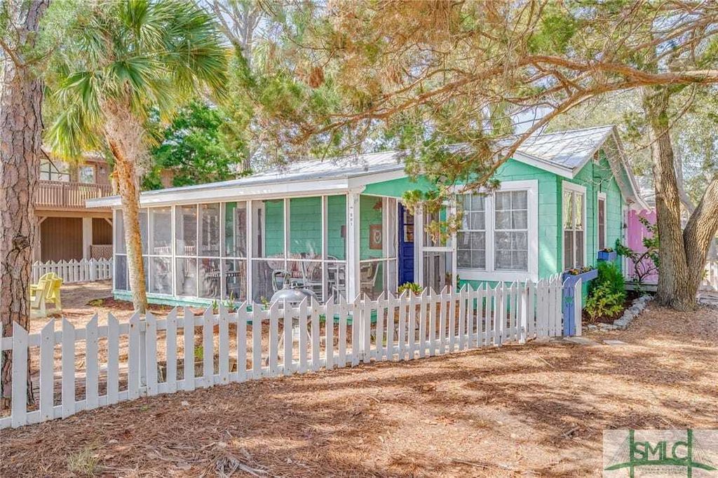 Property photo 1 of 31