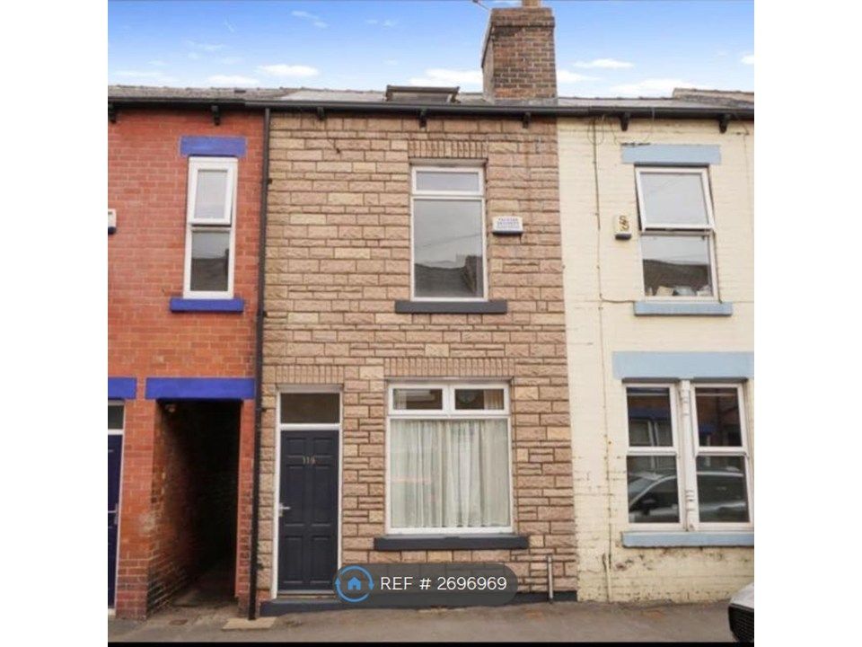 Property photo 2 of 18