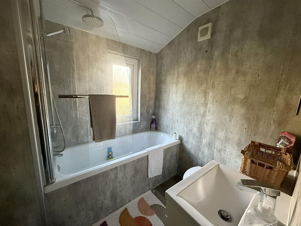 Additional image 13 of 3 bed semi-detached house for saleAnnan Road, Dumfries DG1