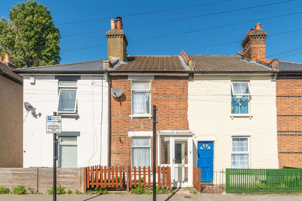 Property photo 1 of 11