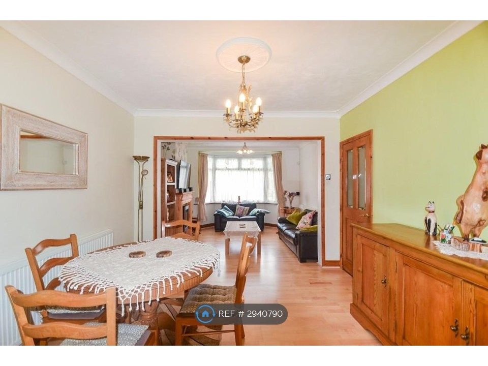 Property photo 3 of 3