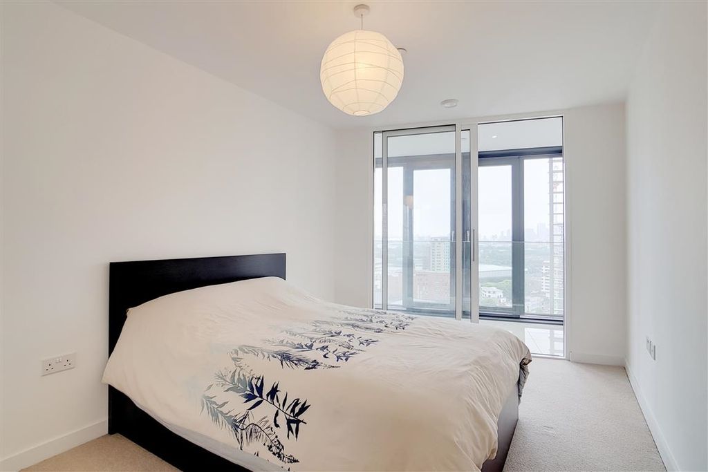 Property photo 3 of 17 14_Bedroom_2_2 (M...