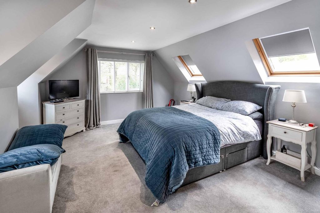 Additional image 5 of 5 bed detached house for salePlantation Avenue, Bessacarr, Doncaster DN4