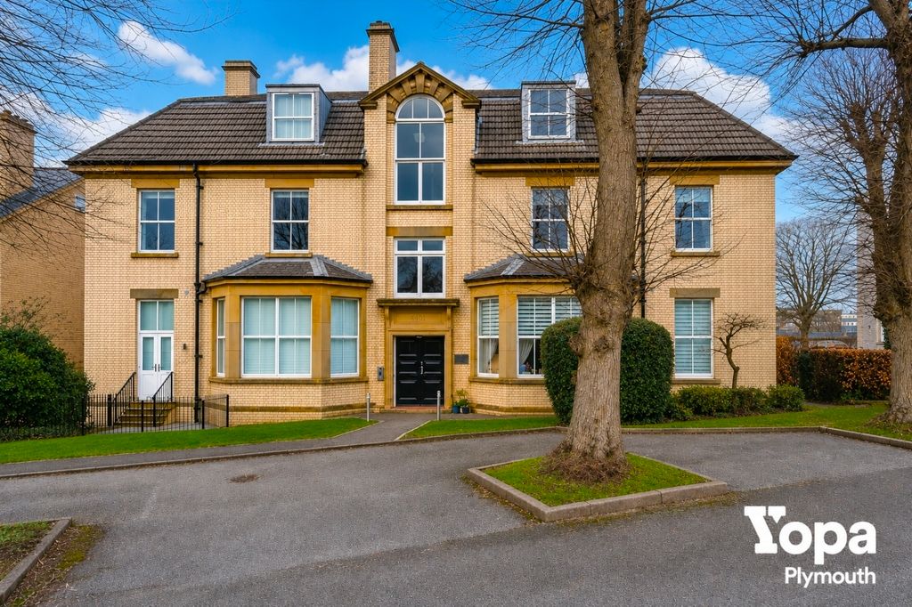 Property photo 1 of 16 230190