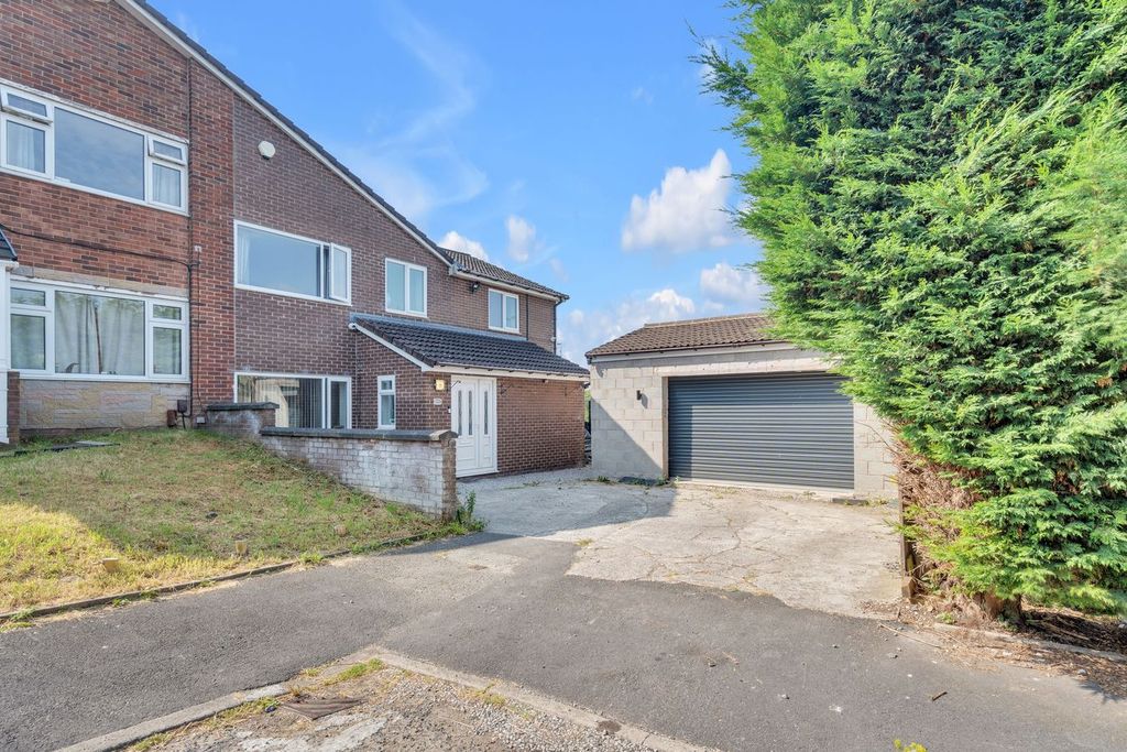 Property photo 1 of 31
