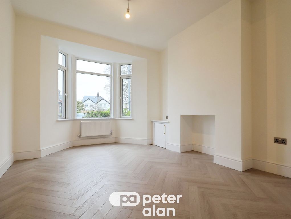 Property photo 3 of 36