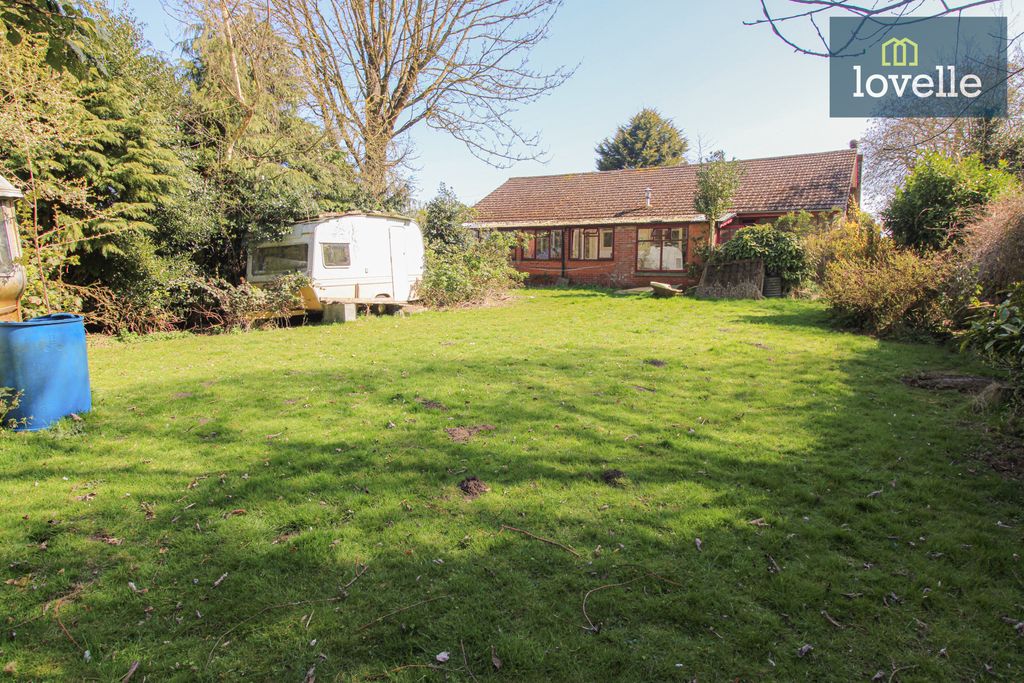 Property photo 2 of 21