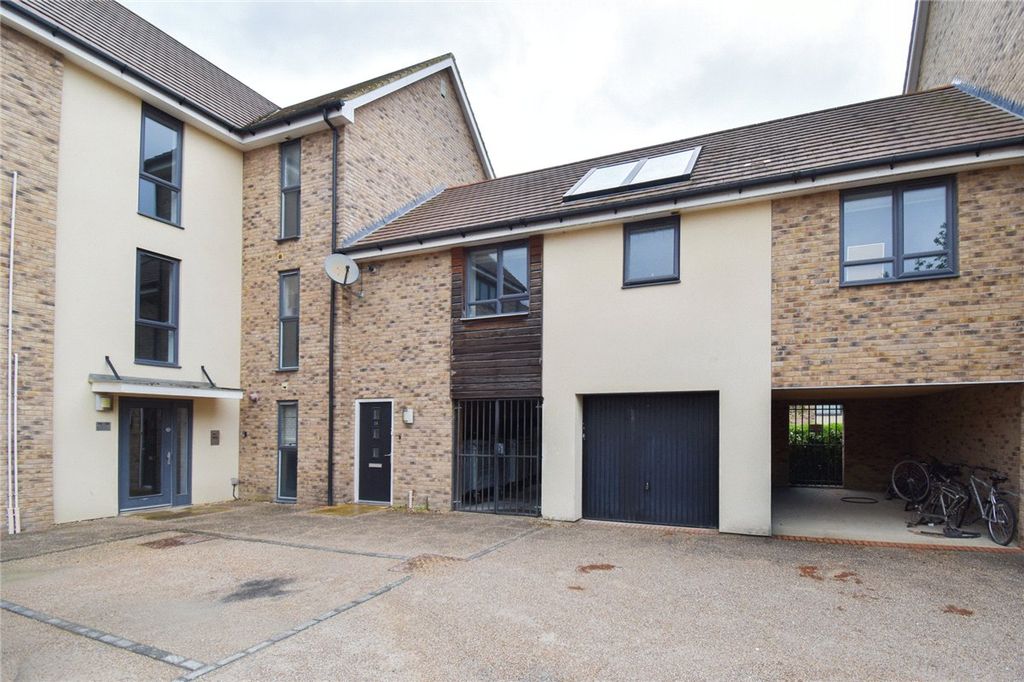 Property photo 1 of 10 Picture No. 08