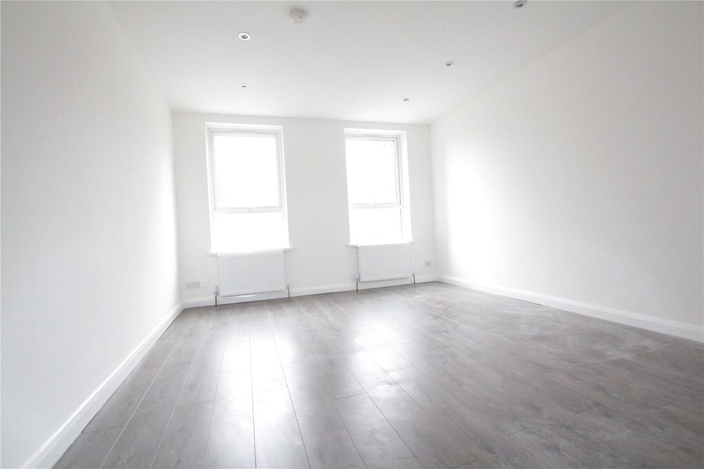 Property photo 3 of 8 Picture No. 03