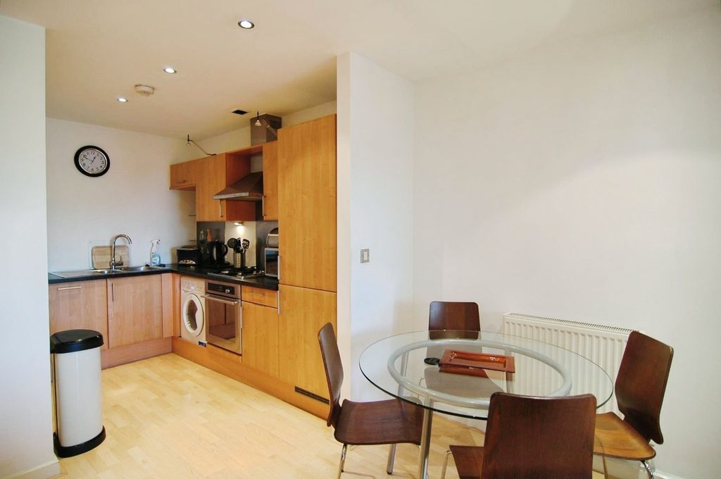 Property photo 3 of 9 Picture No. 20