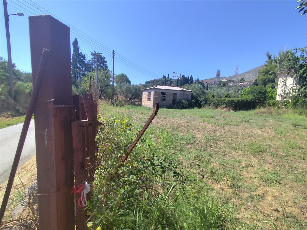 Property photo 3 of 3