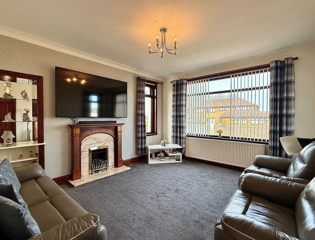 Property photo 2 of 19 Photo 8