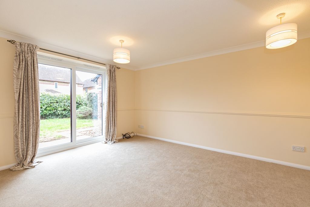 Property photo 2 of 8 172495