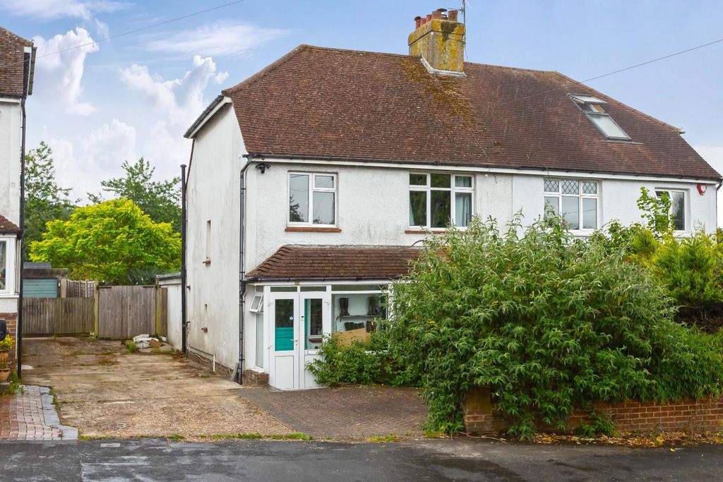 Property photo 1 of 20 Carden Avenue_19.Jpg