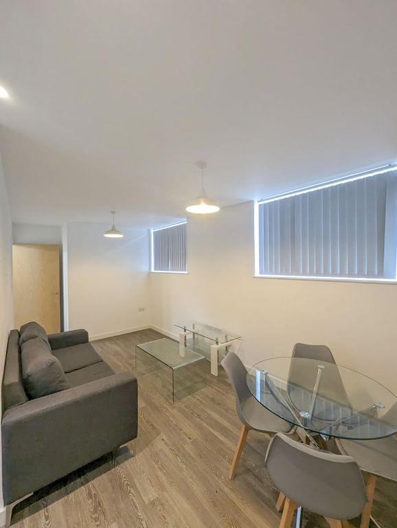 Property photo 3 of 7 Wallgate8474444Wallgat304948484 (3).Jpg