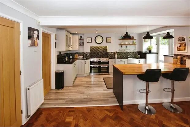 Property photo 2 of 23 Picture 2