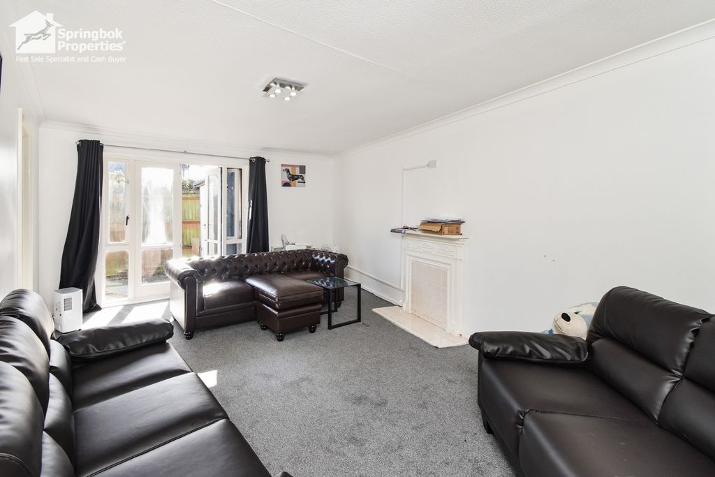 Property photo 3 of 11 Image 2