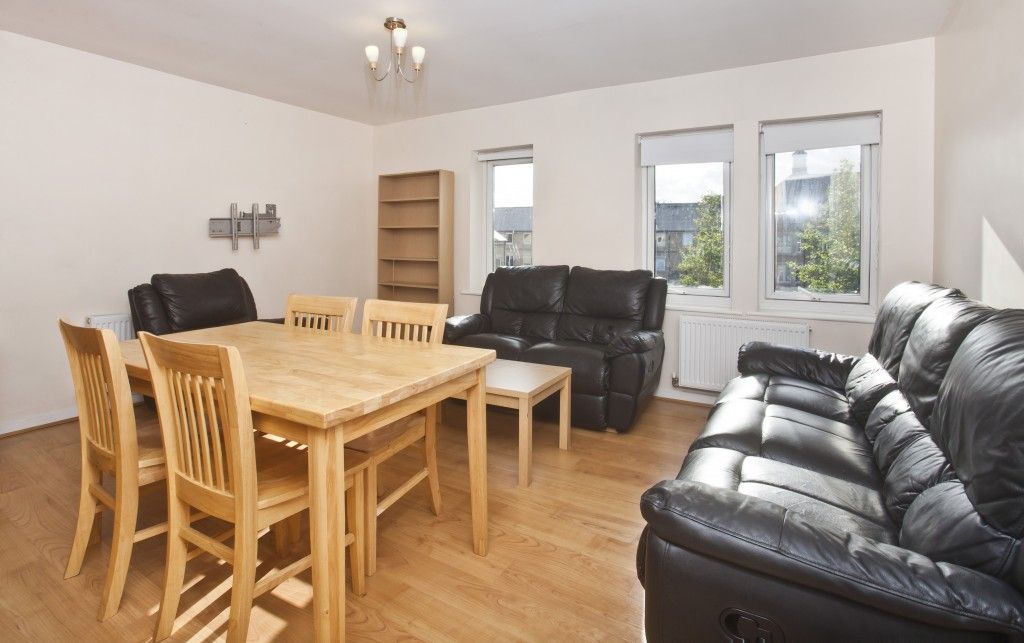 Property photo 1 of 5