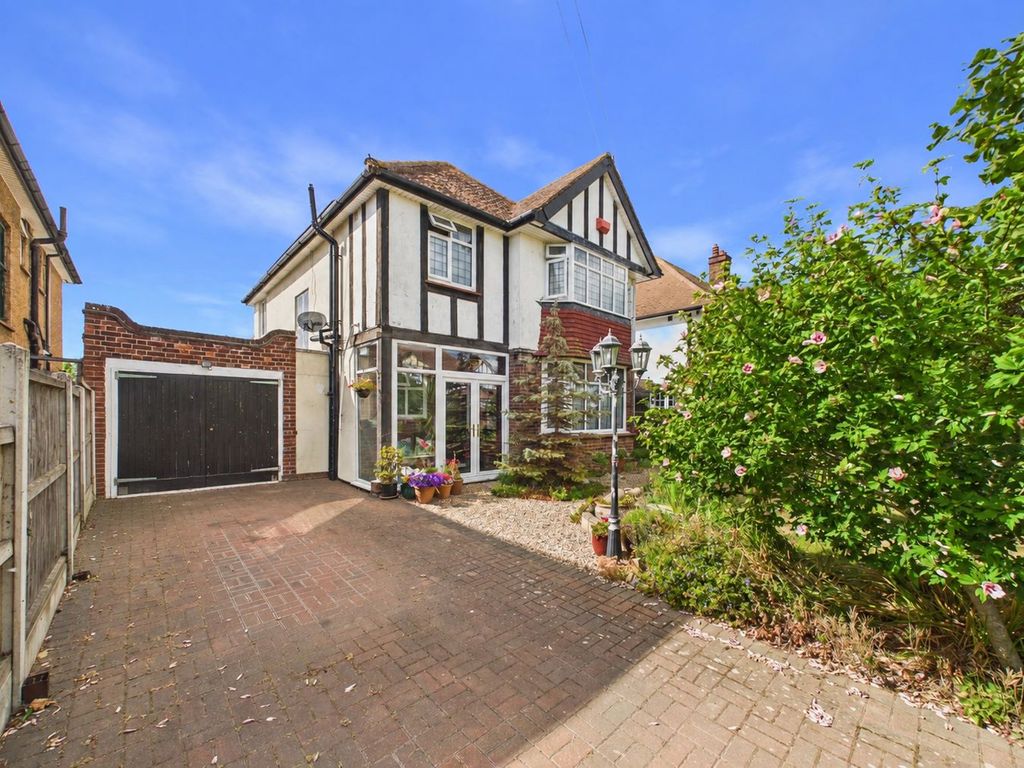 Property photo 1 of 39