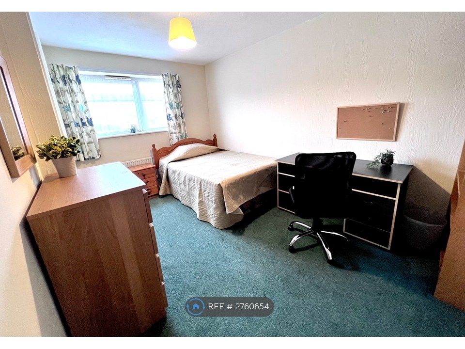 Property photo 1 of 11 Spacious & Comfy