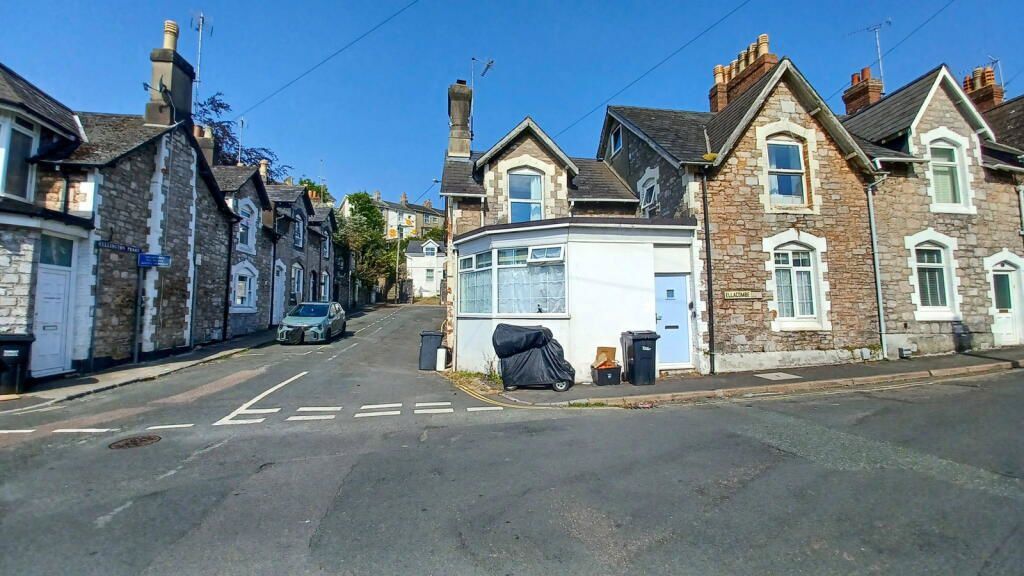 Property photo 1 of 6