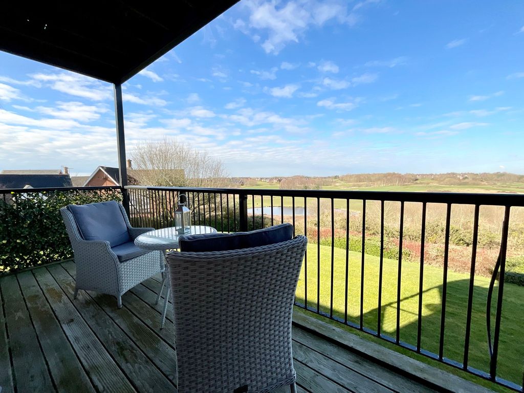 Property photo 2 of 24