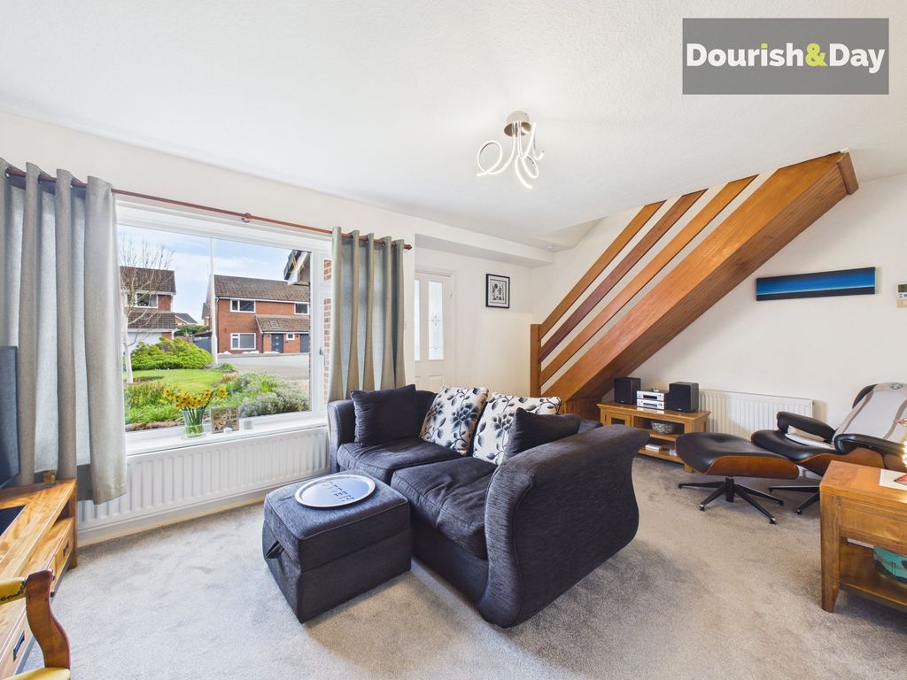 Property photo 2 of 21