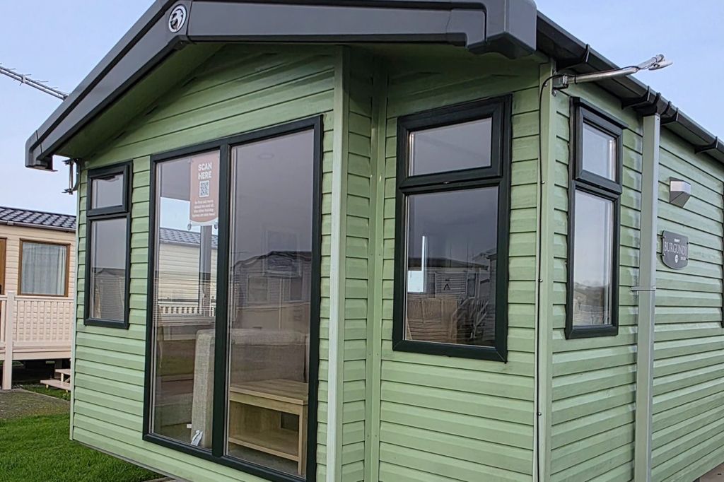 Property photo 1 of 6 Car0060823 - Static Caravan