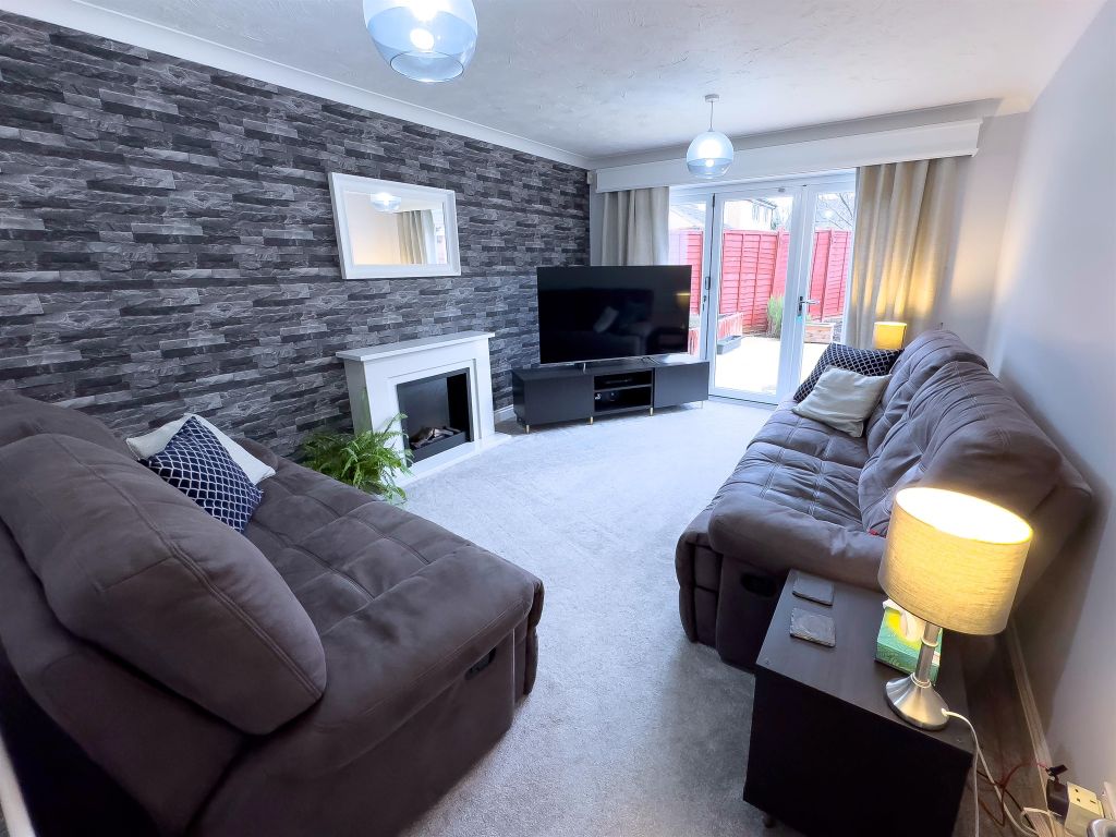 Property photo 3 of 14