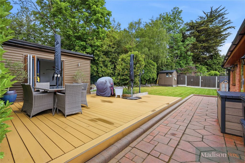 Additional image 41 of 5 bed detached house for saleWest View, Loughton, Essex IG10