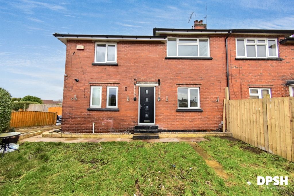 Property photo 1 of 30