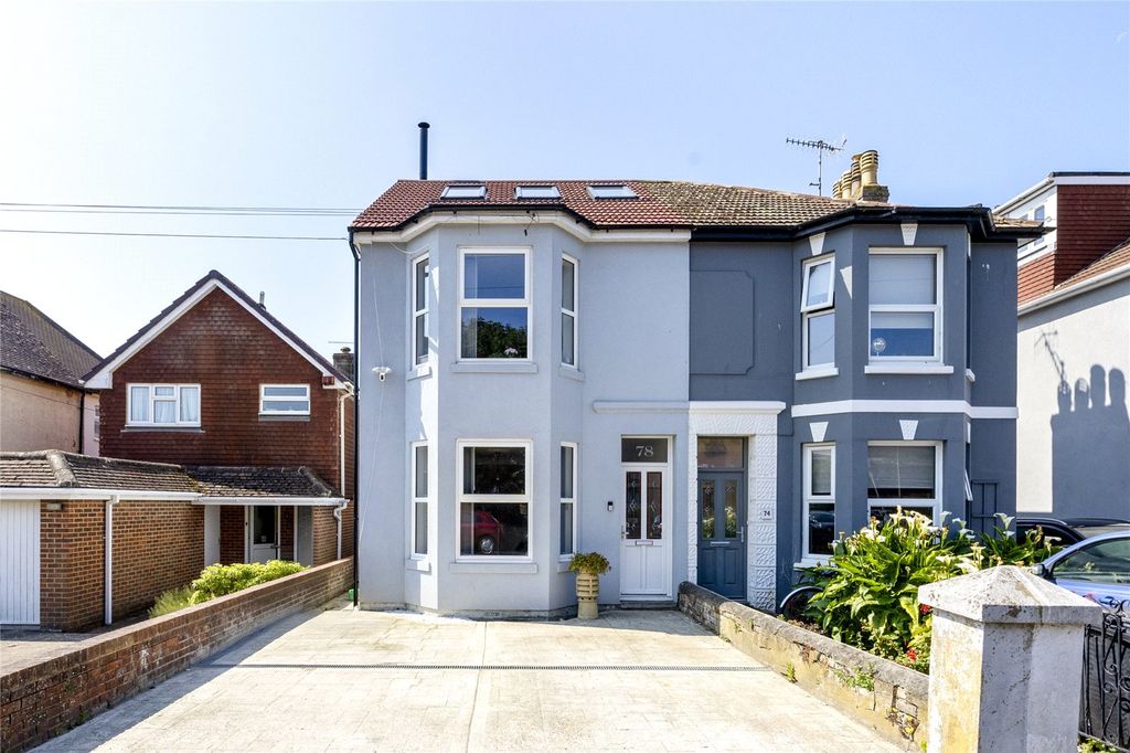 Property photo 2 of 17 Picture No. 20