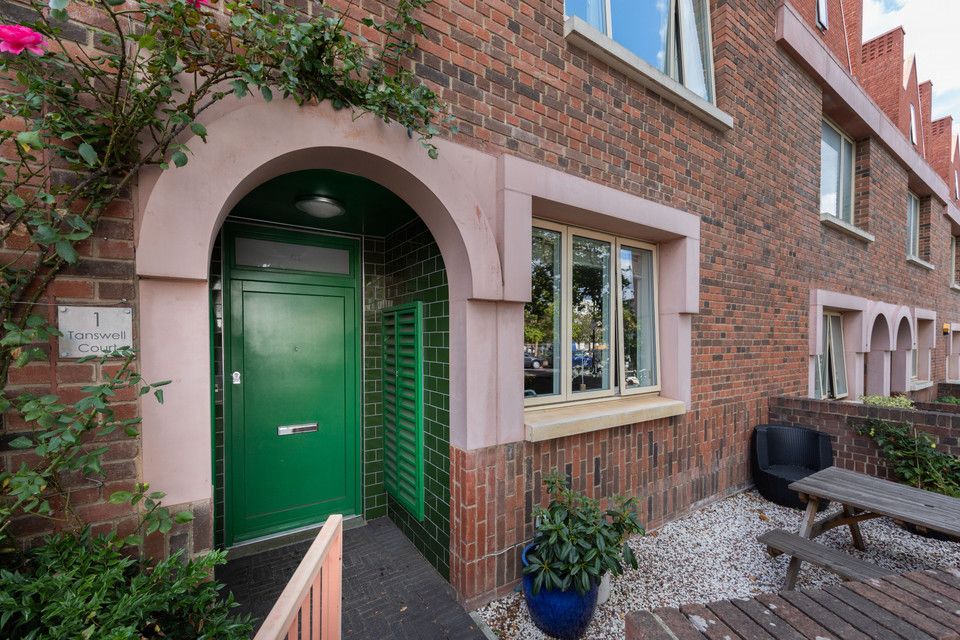 Property photo 1 of 23