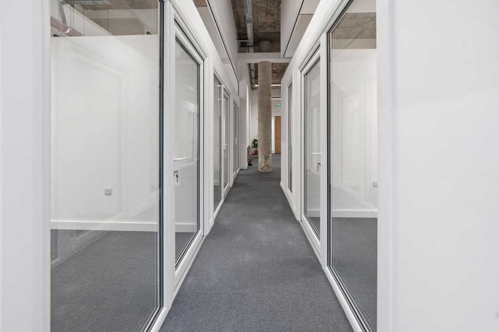 Property photo 2 of 3