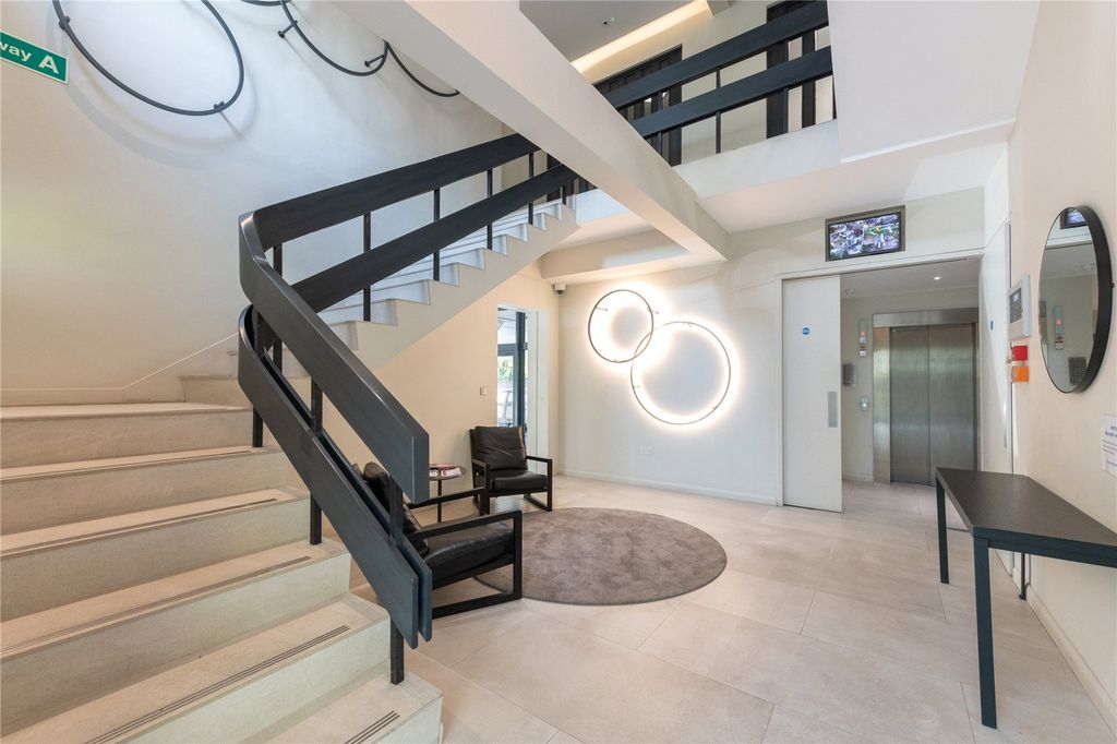 Property photo 1 of 15 Picture No. 10