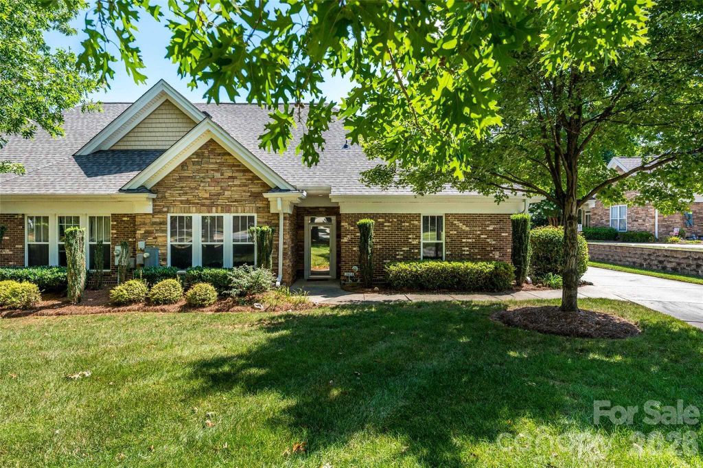 Property photo 1 of 27