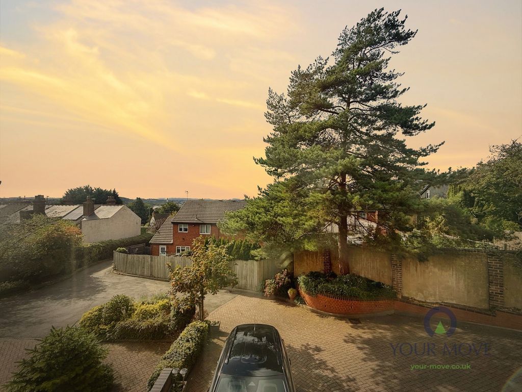 Property photo 3 of 22 Pbox-Img.Jpg